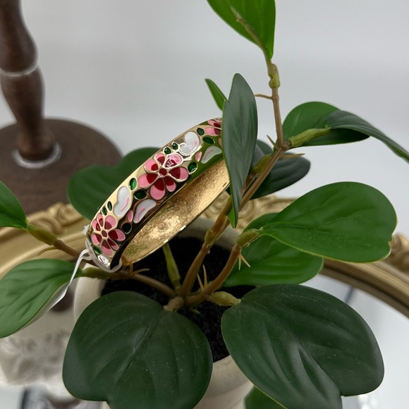 Floral Hand Painted  Enamel Bangle - Pink and Gold - Picture 1 of 12